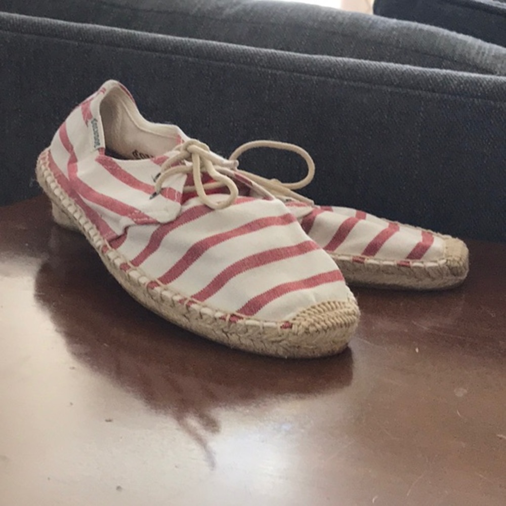 New girls’ espadrilles